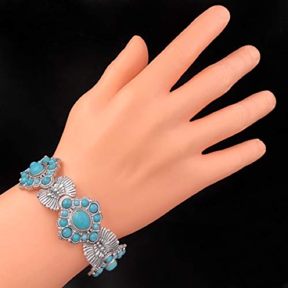 Western Style Turquoise Stone Silver Unique Concho Statement Stretch Bracelet - Picture 2 of 2